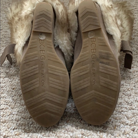 BCBG Faux Fur boots - Picture 4 of 5